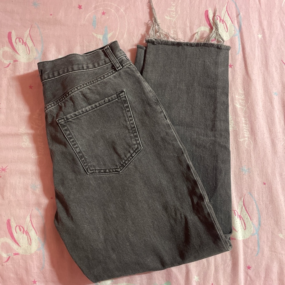 black mom jeans